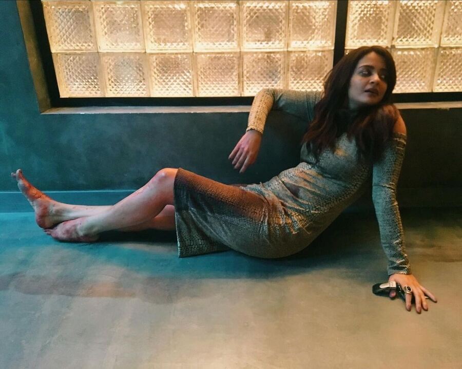 Vikramaditya, who produced and directed the series along with Anurag Kashyap under the banner of Phantom Films, also shared a shot of Surveen Chawla’s Jojo Mascarenhas lying on the floor in a bloodstained dress.