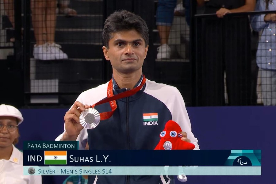 Suhas Yathiraj after winning the silver medal at the Paris Paralympics 2024.