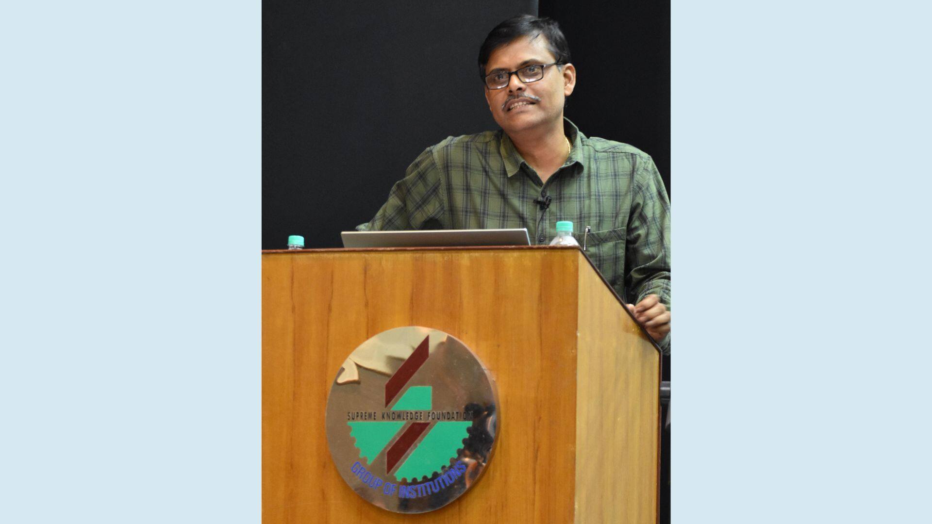 Prof (Dr) Samarjit Kar, Department of Mathematics, National Institute of Technology, Durgapur, delivered the keynote address. 