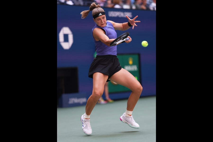 US Open US Open 2024 Muchova makes short work of Beatriz; Sabalenka