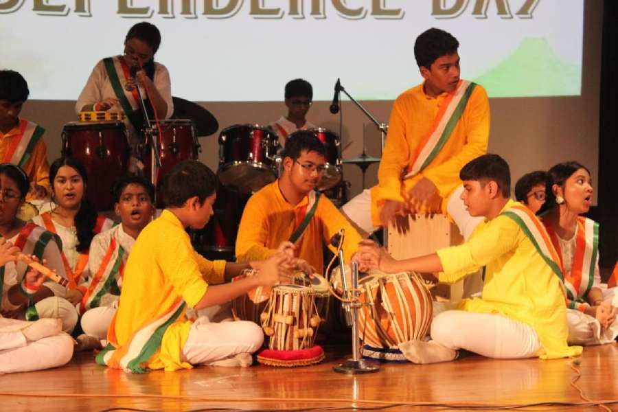 Students of DPS (Joka) South Kolkata present a musical performance on the occasion of Independence Day 