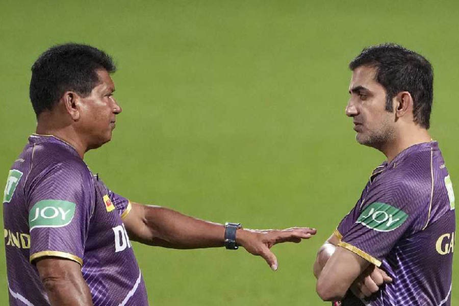 Gambhir with Chandrakant Pandit during the former’s spell as mentor of KKR