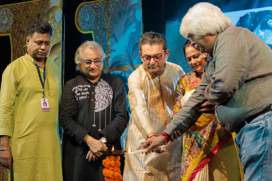 Bengali film industry greats (from left) Kalyan Sen Barat, Kushal Chakraborty and Haranath Chakraborty inaugurated the programme