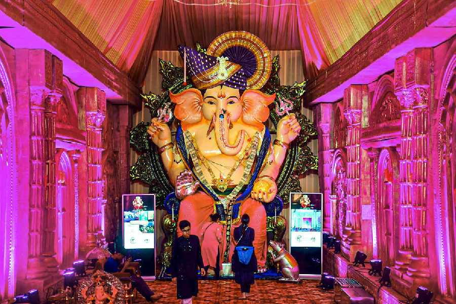 An eco-friendly statue of Lord Ganesha during Ganesh Chaturthi celebration, organised by Girgaoncha Raja Sarvajanik Ganeshotsav Mandl, in Mumbai, Saturday, Sept. 7, 2024.
