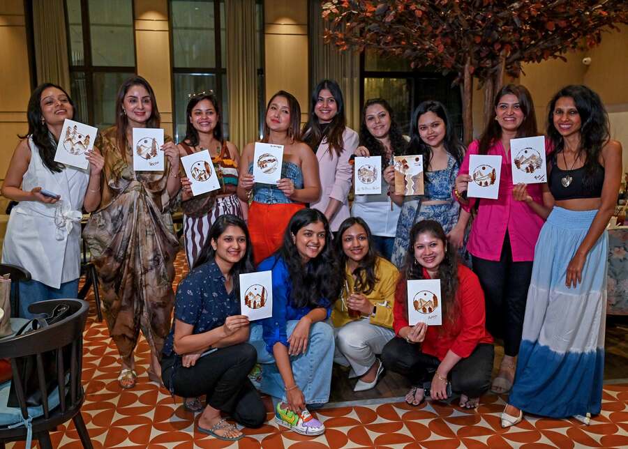 Around 12 enthusiastic ladies joined the coffee painting workshop ‘Brew and Hue’ at Hyatt Centric Ballygunge on September 4 conducted in association with artist Prarthana Goyal who owns Not Enough Yellow, a homegrown brand selling hand-painted accessories
