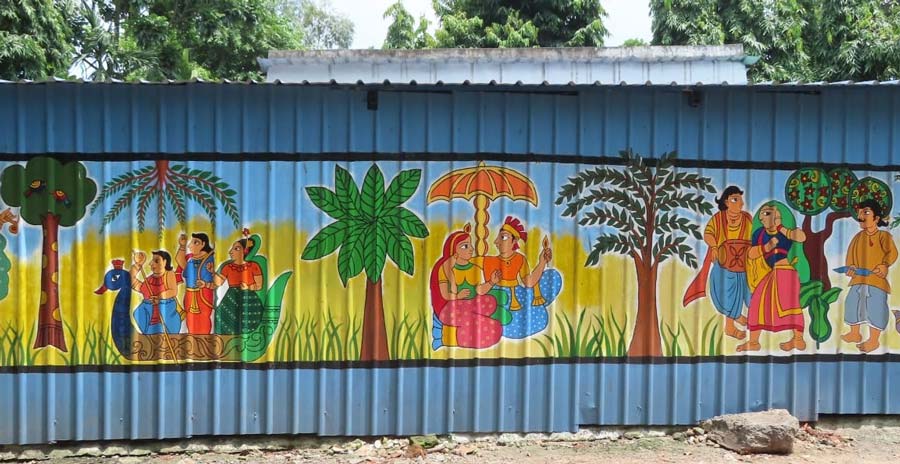 Corrugated sheets at Vivekananda Park get fresh colourful graffiti ahead of Durga Puja 