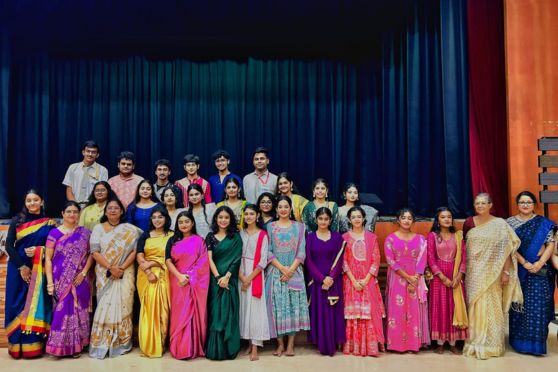 After the juniors headed home, teachers gathered in the School Auditorium for a special program by classes 11 & 12. The event featured a unique instrumental fusion, a heartfelt conversation on the role of teachers, a musical medley, and a dance performance celebrating India's rich heritage