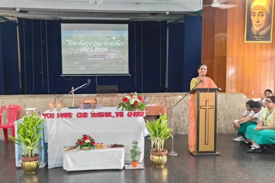 Loreto Day School, Elliot Road, celebrated Teachers' Day with a special mass to honor the dedication and hard work of the teaching staff. The celebration began with a mass, where students, teachers, and staff gathered to reflect on the importance of education and gratitude towards those who impart it.