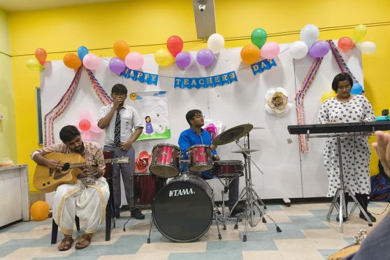 The students of Kalyani Public School, Salt Lake celebrated their Teachers’ Day with much pomp, fun and enthusiasm and also by paying tribute to Dr S Radhakrishnan