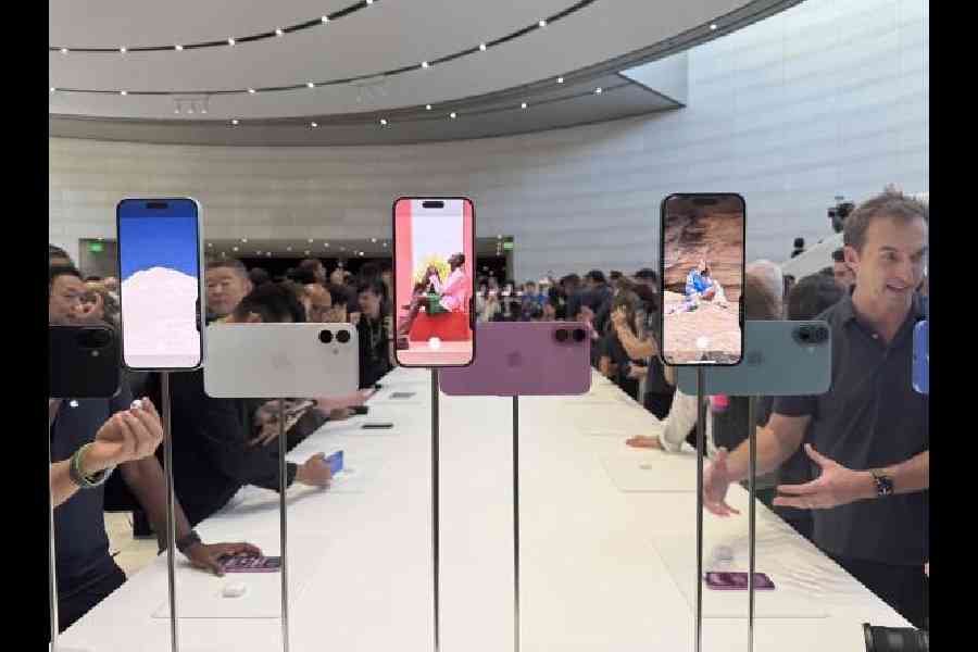 The iPhone 16 comes in five colour options, with more saturated tones for the pink, teal, and blue options than seen on prior models