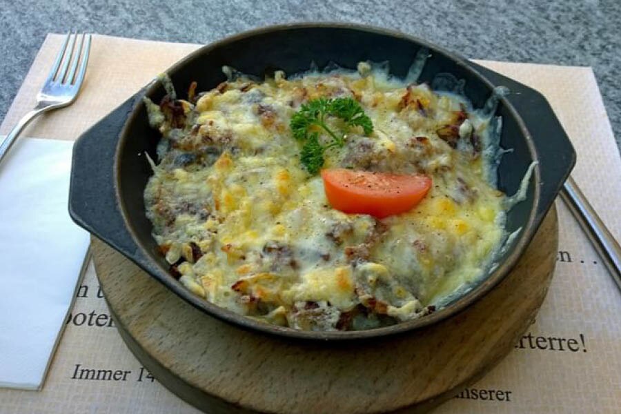 Swiss Roesti, a traditional Swiss dish with potatoes and cheese