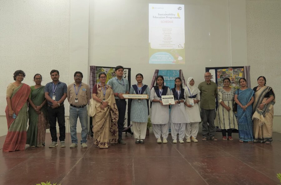 Narayanpur High School, a native institute nestled within the EKW was one of the 22 institutes from India to receive a National Award. ‘Our goal is to shift our students to activity-based learning, which also prioritises sustainability, in keeping with the National Education Policy,’ said Abhijit Dasgupta, the teacher-in-charge 
