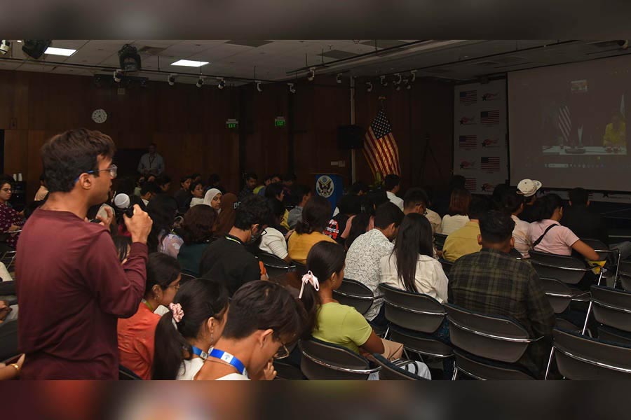 The students at American Center Kolkata pose some serious questions to the speakers