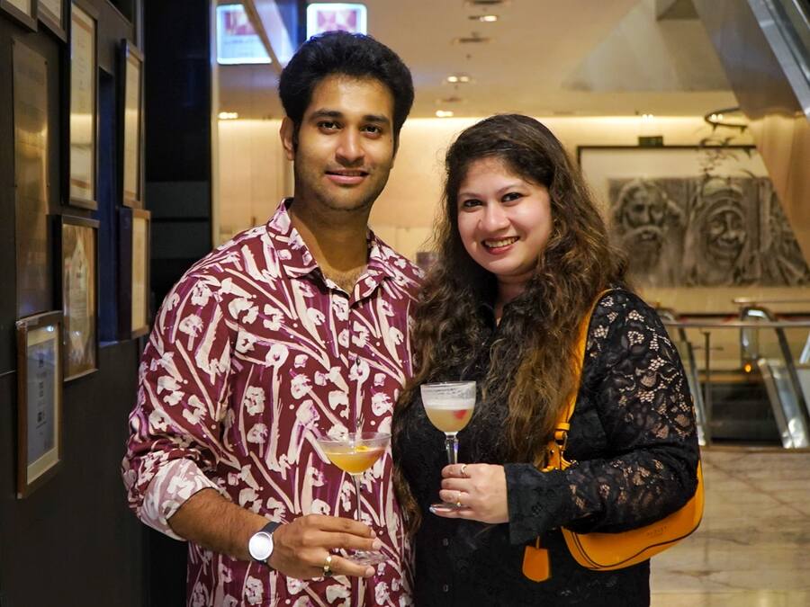 Food vlogger and chartered accountant Aerica Sardar posed with her husband Rohit Raj Ghosh, owner of Dwarik’s Grandsons. Speaking to My Kolkata, Aerica said, ‘I tried the Tiang Shang cocktail with Raspberry and elderflower foam. I love elderflowers, so I loved it! I came here for their Prawn Sui Mai and today I found that they are serving it!’