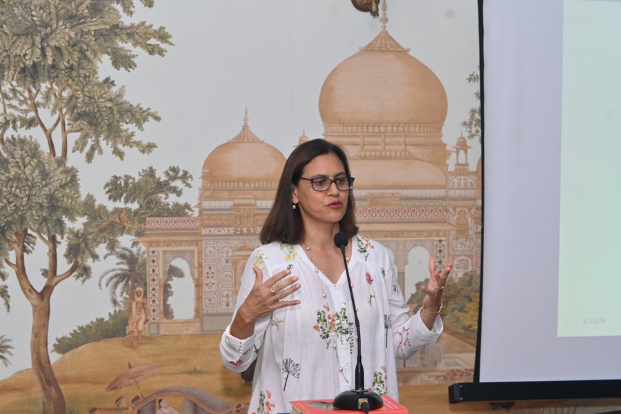 Before taking questions, Husna wrapped up her presentation by reflecting on the modern market of tea, dominated by China and India. Darjeeling tea, considered as precious as champagne and recognised with a Geographical Index (GI), retains its pre-eminence, while places Sri Lanka and Kenya export most of their produce. Other countries in South America and Africa also produce significant amounts of tea, as does Nepal. In spite of the steady popularity of coffee, tea remains the first drink of choice across continents and cultures, concluded Husna