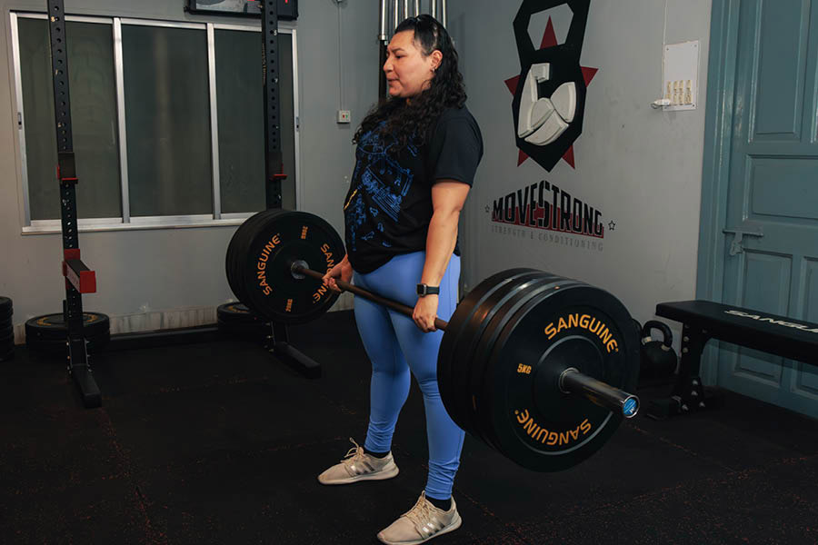 Jacobeth lifts 120kg while doing the deadlift