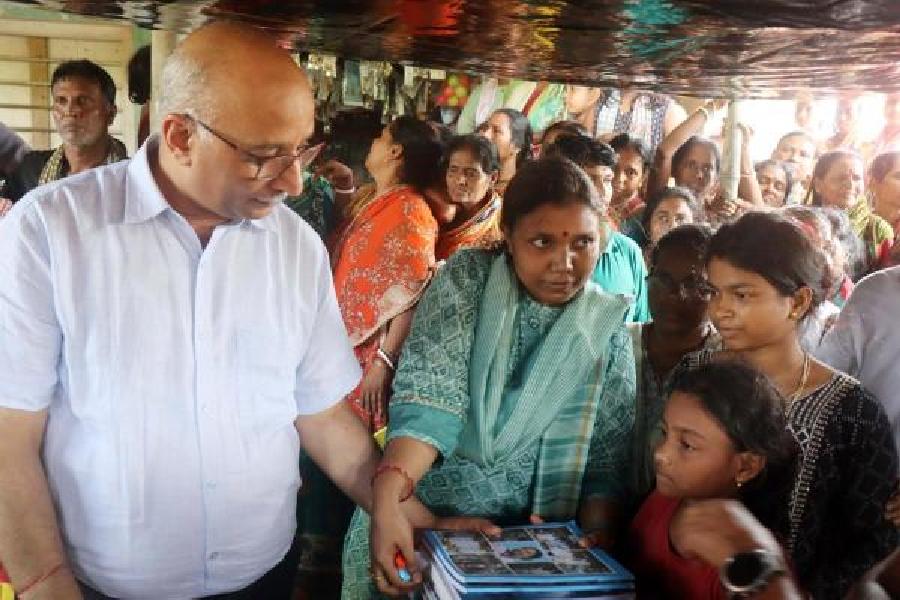 Manoj Pant | Chief secretary Manoj Pant visits flood-affected areas of ...