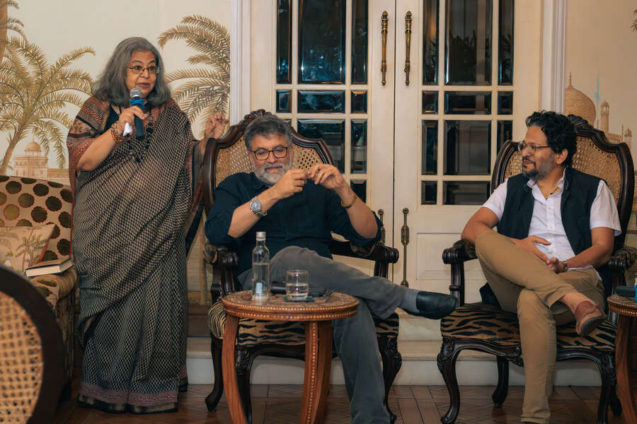 Sondhi and Choudhury, who were introduced by Anjum Katyal, shared a riveting chemistry, taking off from each other’s geopolitical tangents. Proceeding with Sondhi’s points about India and Pakistan, Choudhury steered the dialogue towards the contrasting trajectories of both countries: “ Like the Indian leadership, [Muhammad Ali] Jinnah wanted a secular Pakistan to begin with. How is it that, within 10 years of Independence, India and Pakistan became such different countries?” The response that followed argued that a major reason for the difference was that Pakistan was too concerned about a single leader’s legacy while India had diverse leaders with diverse perspectives