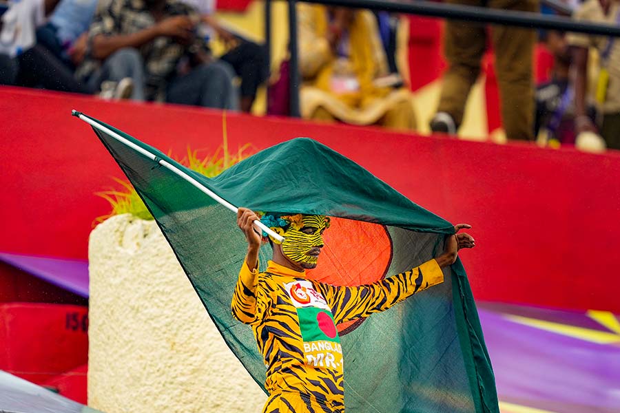 Bangladesh cricket team's 'super fan' Tiger Roby