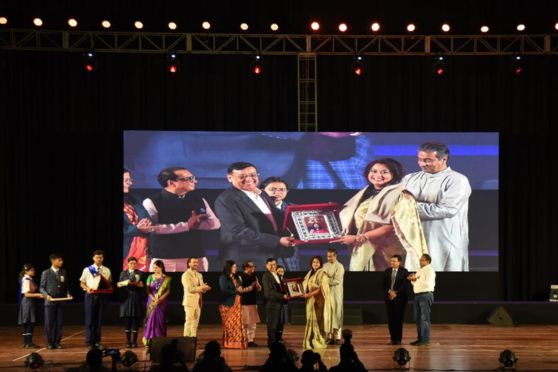 The event commenced with a ceremonial lighting of the lamp by the distinguished Chief Guest, Dr Dhriti Banerjee, an eminent scientist and the first woman to serve as Director in the 100-year history of the Zoological Survey of India (ZSI). Joining her was the esteemed Guest of Honour, Dr Rajeev Chakraborty, an internationally acclaimed sarod player, along with the school’s Principal, Mousumi Mohapatra, and other dignitaries.