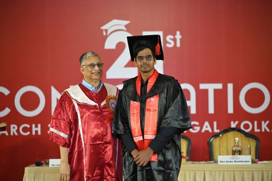 Saibal Chatterjee, Academic Council Member, GBS, handed over the graduation caps to the students of Batch 2022-24