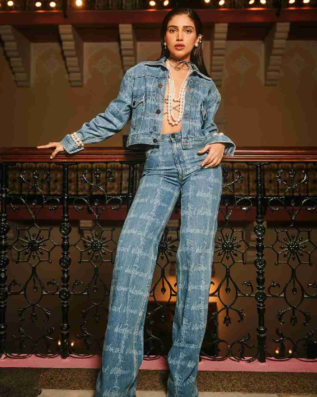 Mere Husband Ki Biwi actress Bhumi Pednekar kept it chic in a denim-on-denim look. Sleek straight hair and nude makeup balanced the actress’s look. 