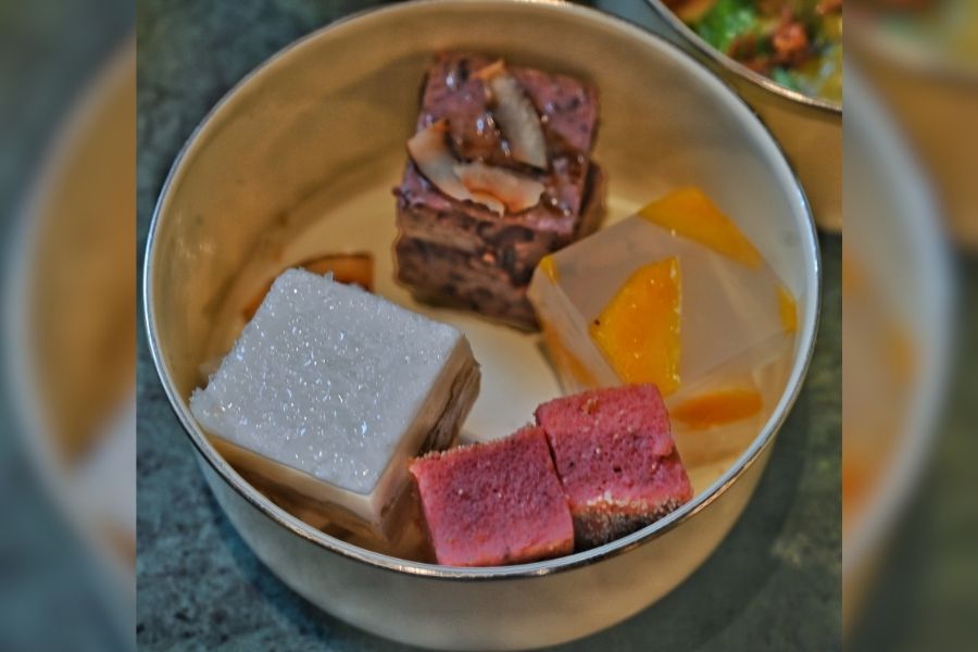 Indulge your sweet tooth with curated desserts, including the traditional Banana Sanwin Makin, a sweet banana pudding with semolina; the creamy, chilled black rice custard made with coconut milk; and the Sago Delight, a tapioca pudding topped with a coconut custard and hints of nutty sesame. If you still have sweet cravings, try the Tropical Jelly bursting with flavours of mango and coconut – a nostalgic sweet enjoyed by communities in Burma