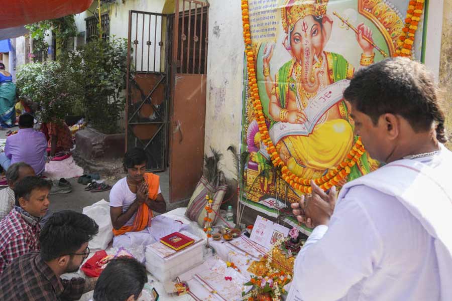 People offer prayers to Lord Ganesh on 'Poila Boisakh' or Bengali New Year's day, in Kolkata.