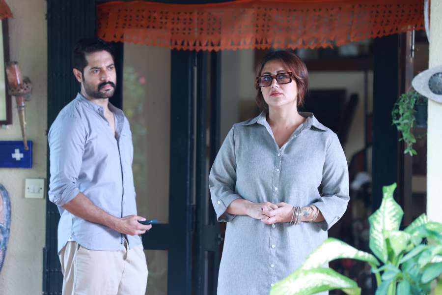 Vikram Chatterjee and Swastika Mukherjee in ‘Durgapur Junction’