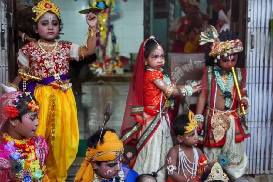 Young devotees strike a pose (also below)