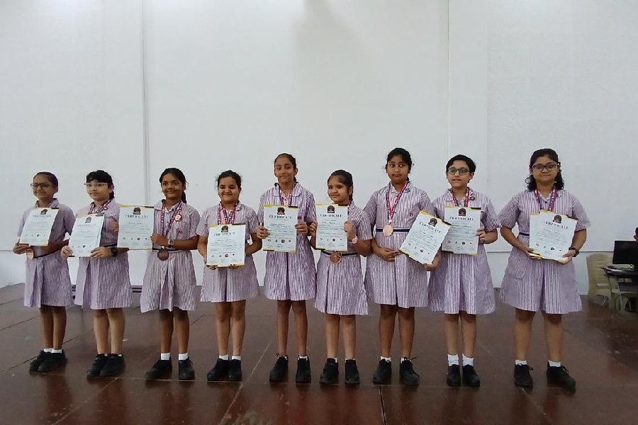 Modern High School for Girls became the first school to send an official team