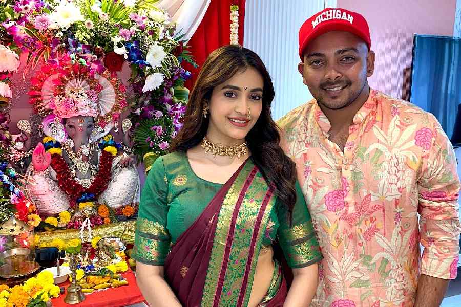 (left to right) Akriti Agarwal and Prithvi Shaw