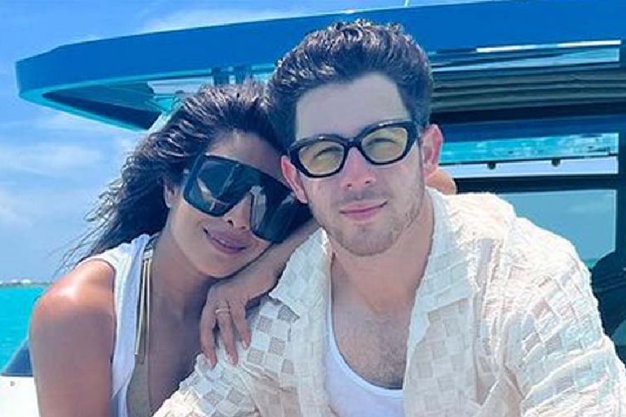 Nick Jonas wishes Priyanka Chopra on their wedding anniversary