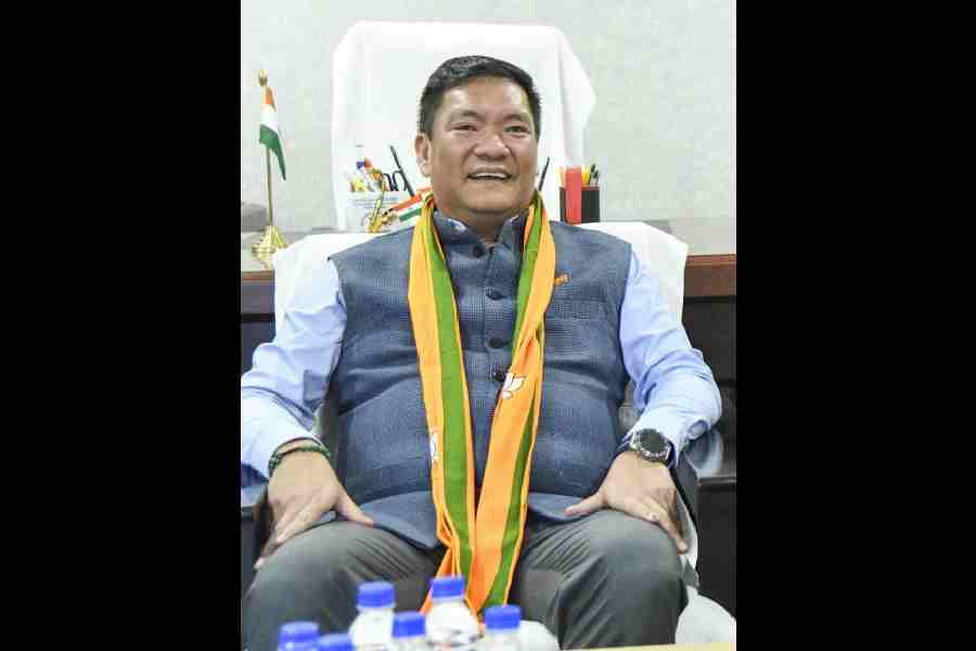 Pema Khandu