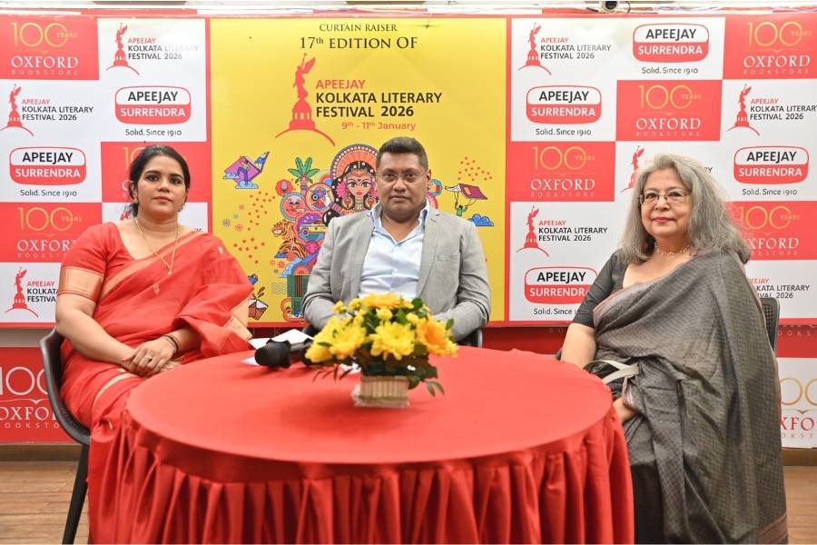 (Left to right) Neeta Sreedharan, programming head, Apeejay Kolkata Literary Festival; Swagat Sengupta, CEO, Apeejay Oxford Bookstores; Anjum Katyal, director, Apeejay Kolkata Literary Festival