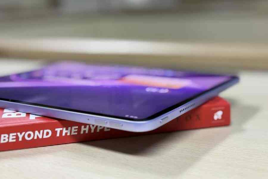 Four high-quality speakers work in harmony with OnePlus Omnibearing Sound Field technology