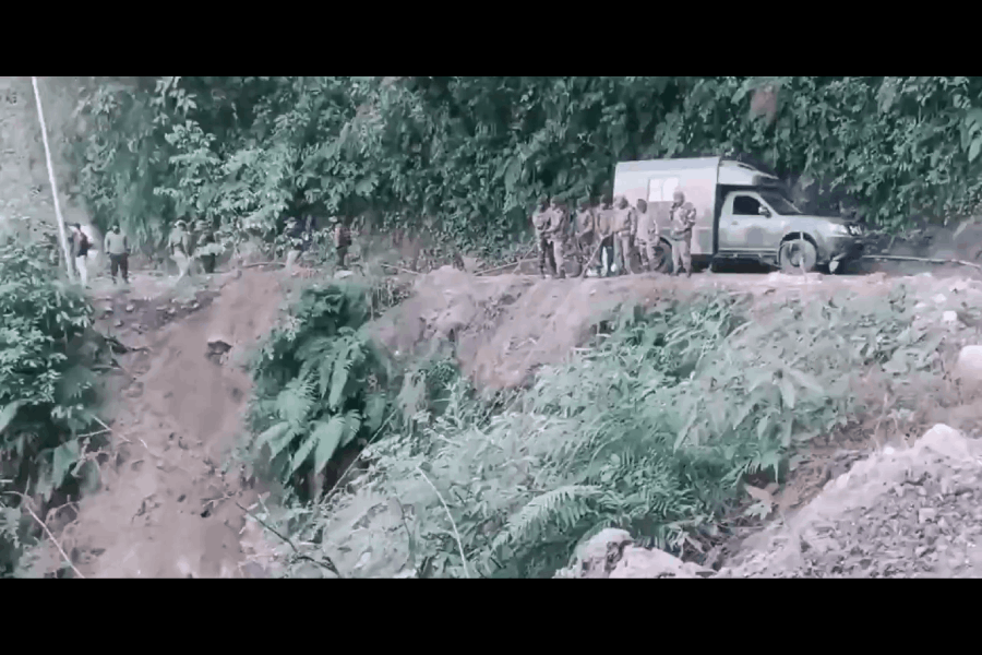 Truck accident in Arunachal Pradesh kills 14.