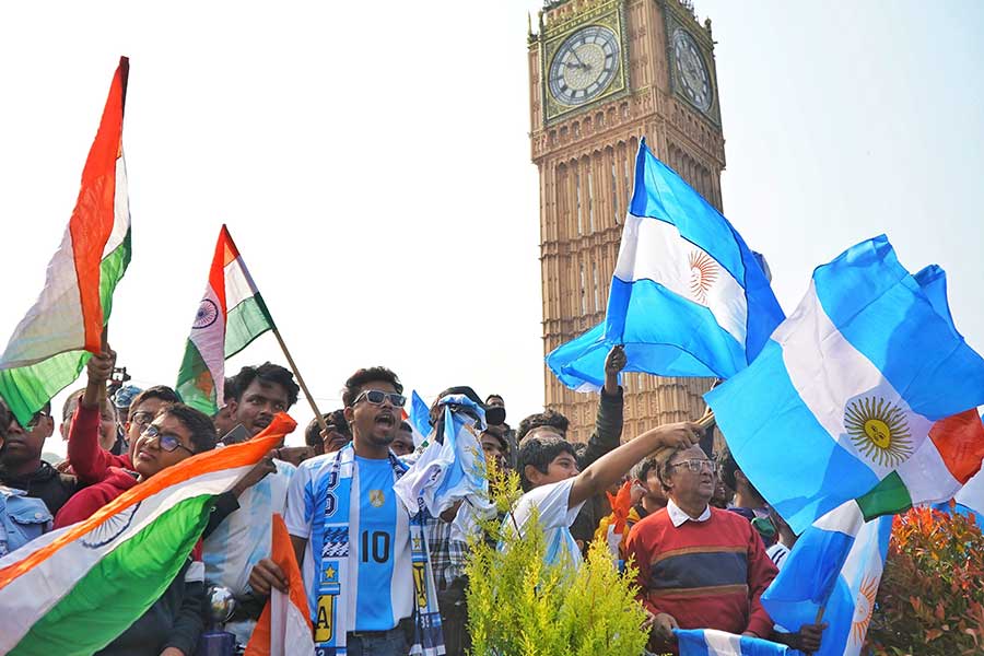 Fans kitted up in Messi 10 jerseys gathered in the early hours of the morning waiting for the historic reveal