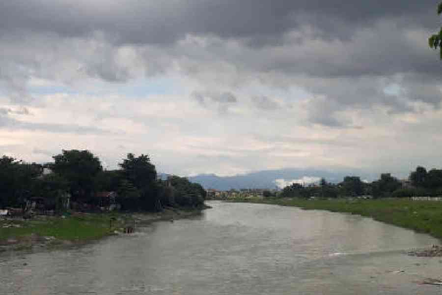 The Mahananda river in Siliguri. Picture by Passang Yolmo