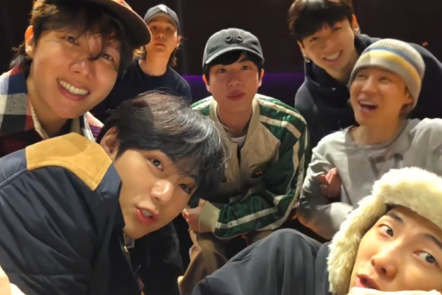 BTS' latest live session