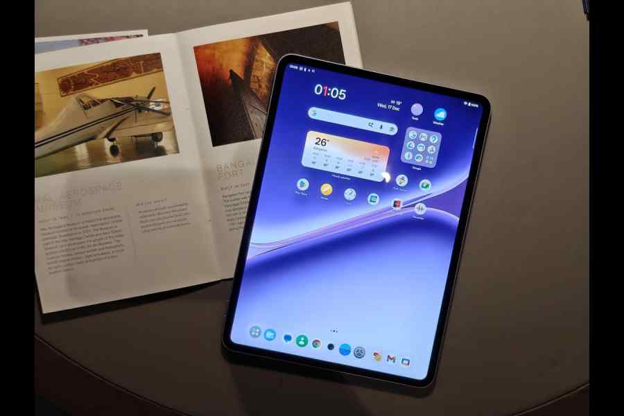 OnePlus Pad Go 2 combines a large-screen display, 5G connectivity, AI capabilities, and all-day battery life in a sleek design.
