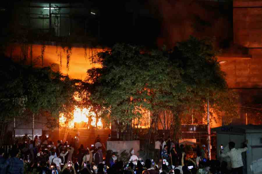 A group of people set fire to The Daily Star newspaper office building, following the death of Sharif Osman Hadi, a student leader who had been receiving treatment in Singapore after being shot in the head, in Dhaka, Bangladesh, December 19, 2025.