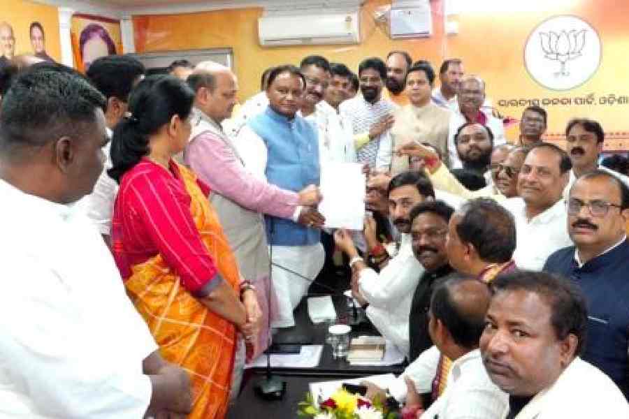 BJP MLAs submit a memorandum to Mohan Charan Majhi at the BJP office in Bhubaneswar on Thursday