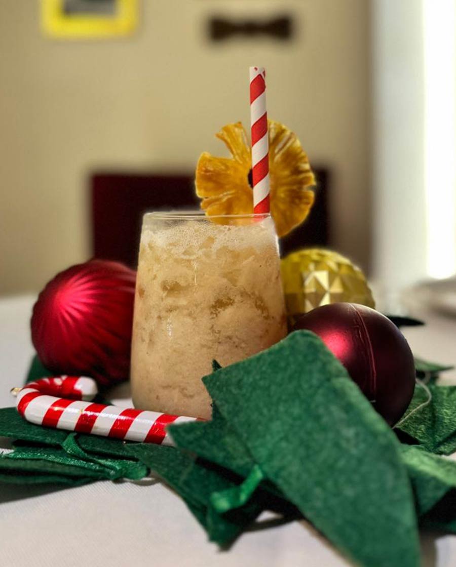 Christmas Cake cocktail with rum