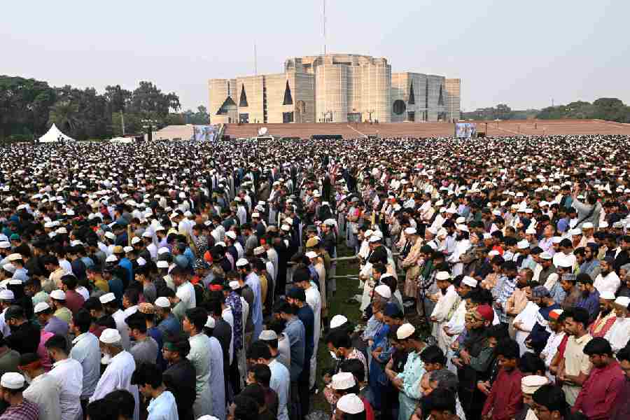 Mourners offer funeral prayers for Sharif Osman Hadi in Dhaka onSaturday.