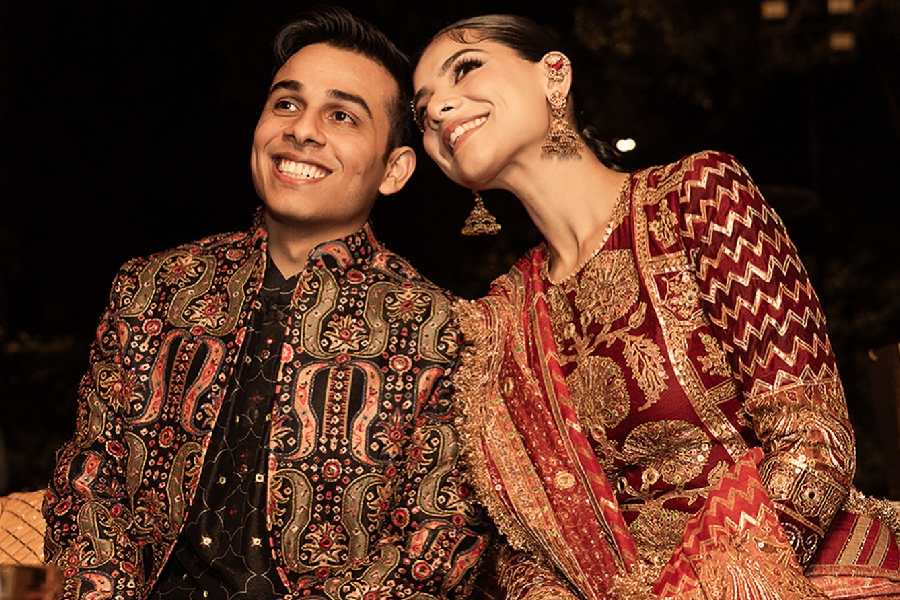 Anuv Jain and Hridi Narang 