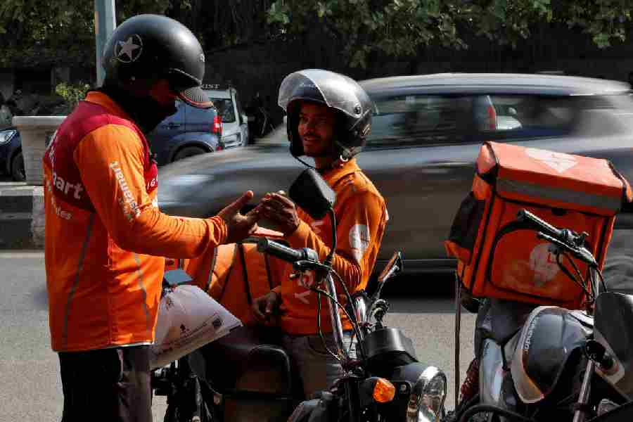 Instamart delivery workers at work.