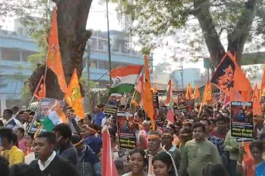 Protesters march through Old Satkhira Road in North 24-Parganas on Wednesday morning
