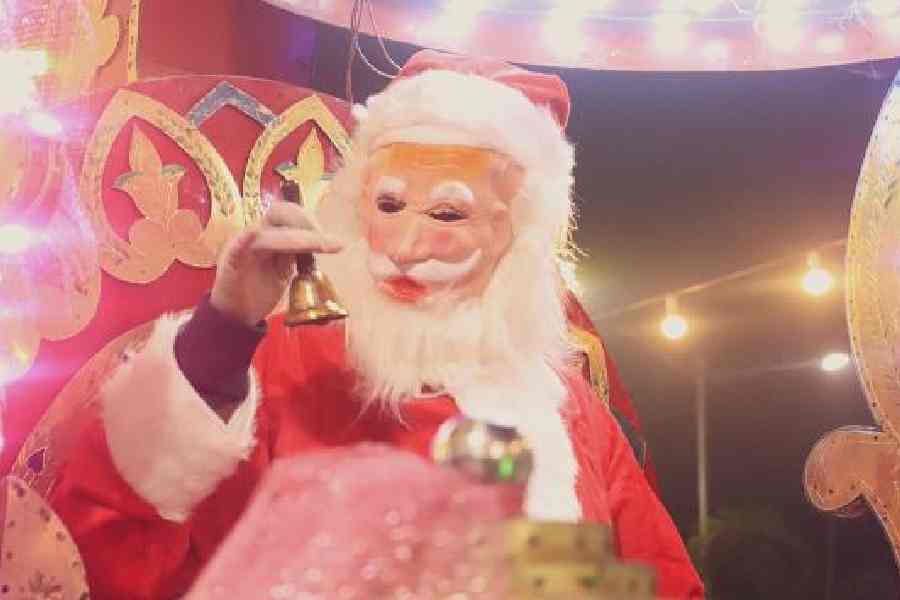 Santa Claus comes in a carriage at Sreebhumi on Wednesday