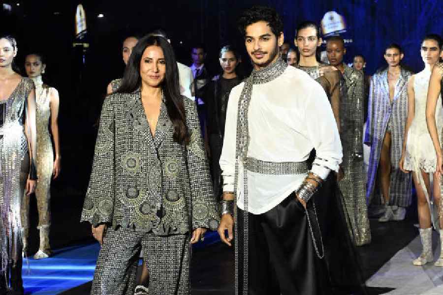 Anamika Khanna and Ishaan Khatter on the ramp. “Watching craftsmanship break out of its traditional mould and take on a sharper, more expressive form made the experience incredibly exciting. Set against such an iconic backdrop, it felt like being part of a moment where fashion wasn’t just shown, but actively shaped,” said Ishaan.